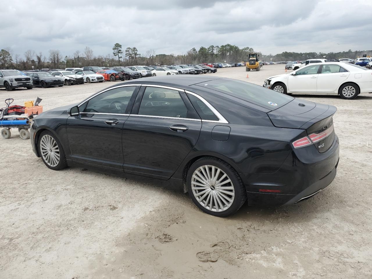 2017 Lincoln MKZ - Image 2