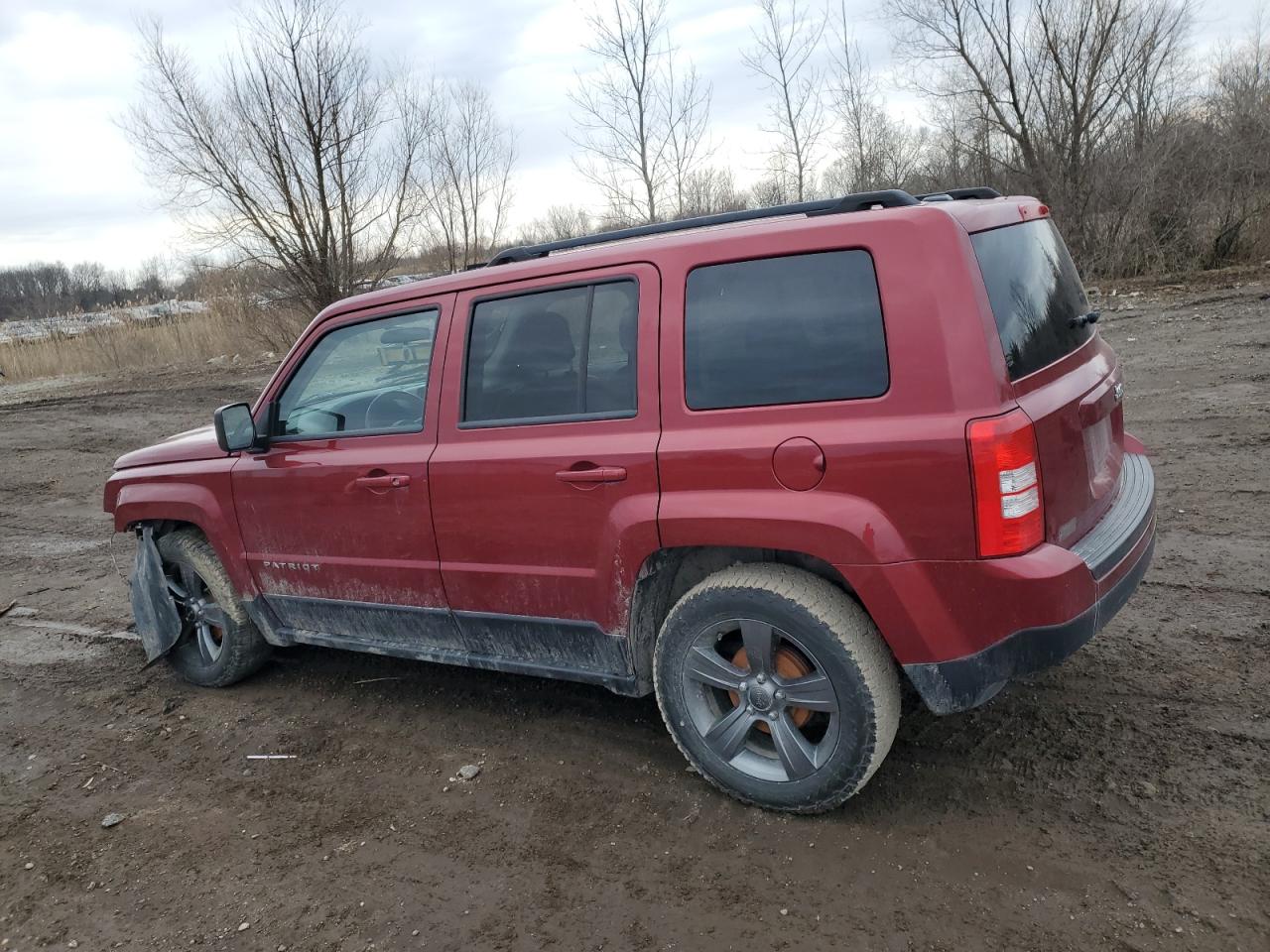 2014 Jeep Liberty (Patriot) - Image 2
