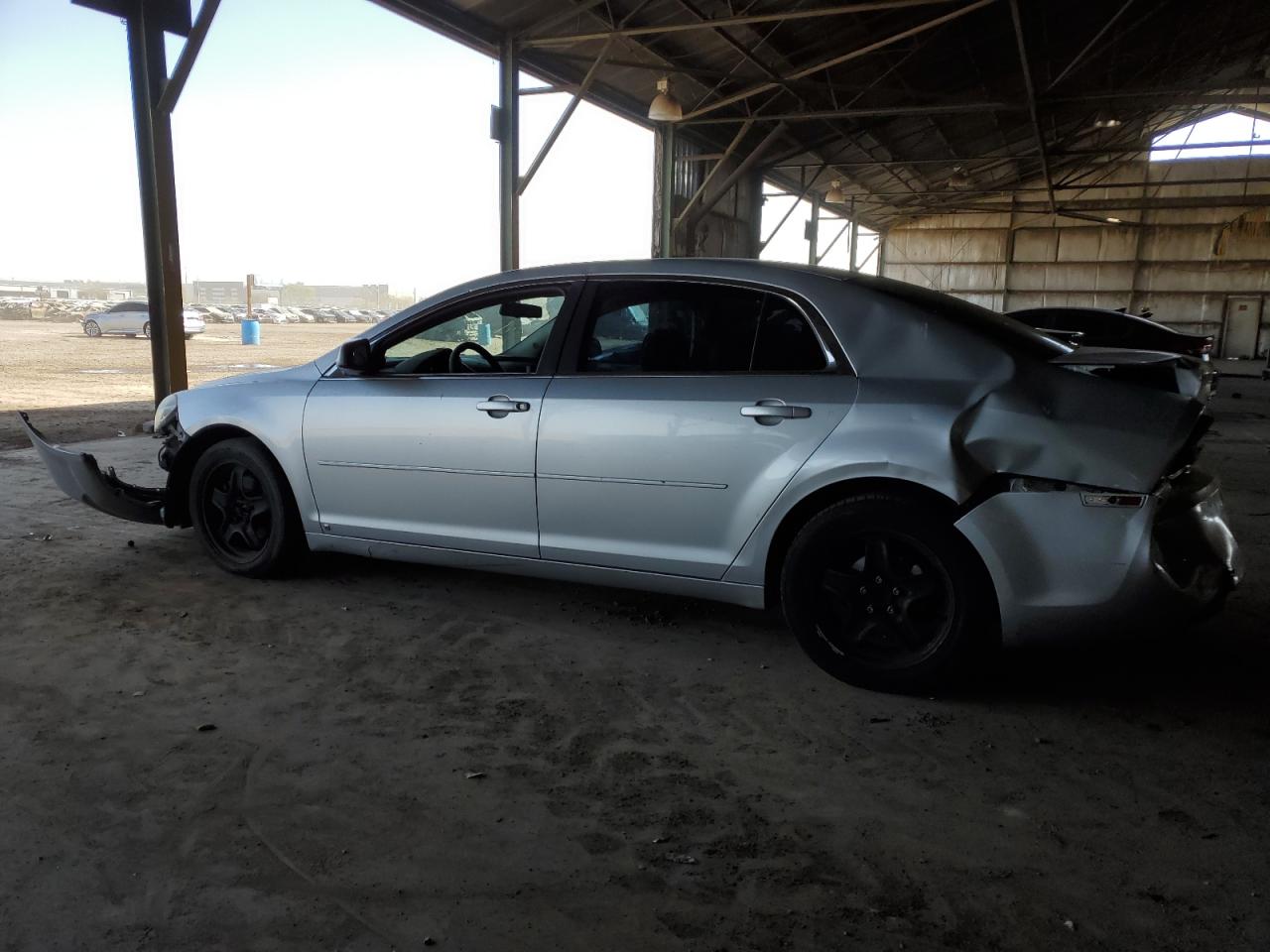 2009 Chevrolet Malibu - Image 2