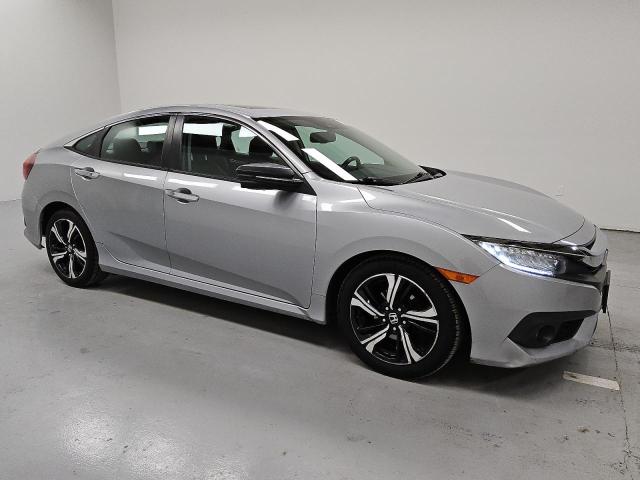  HONDA CIVIC 2017 Srebrny