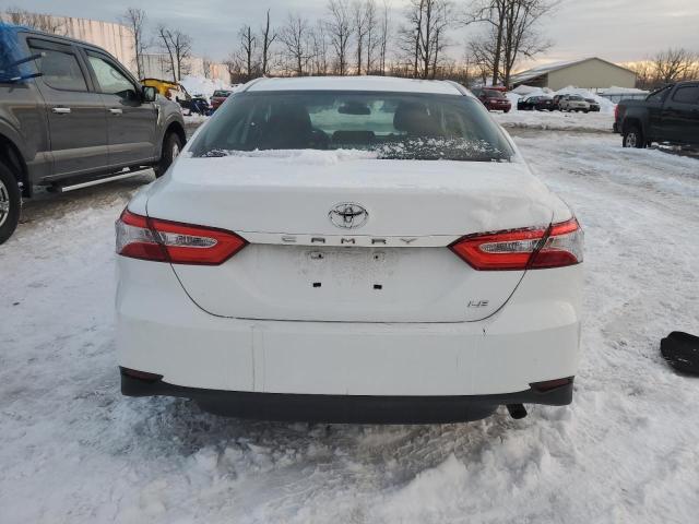  TOYOTA CAMRY 2019 Biały