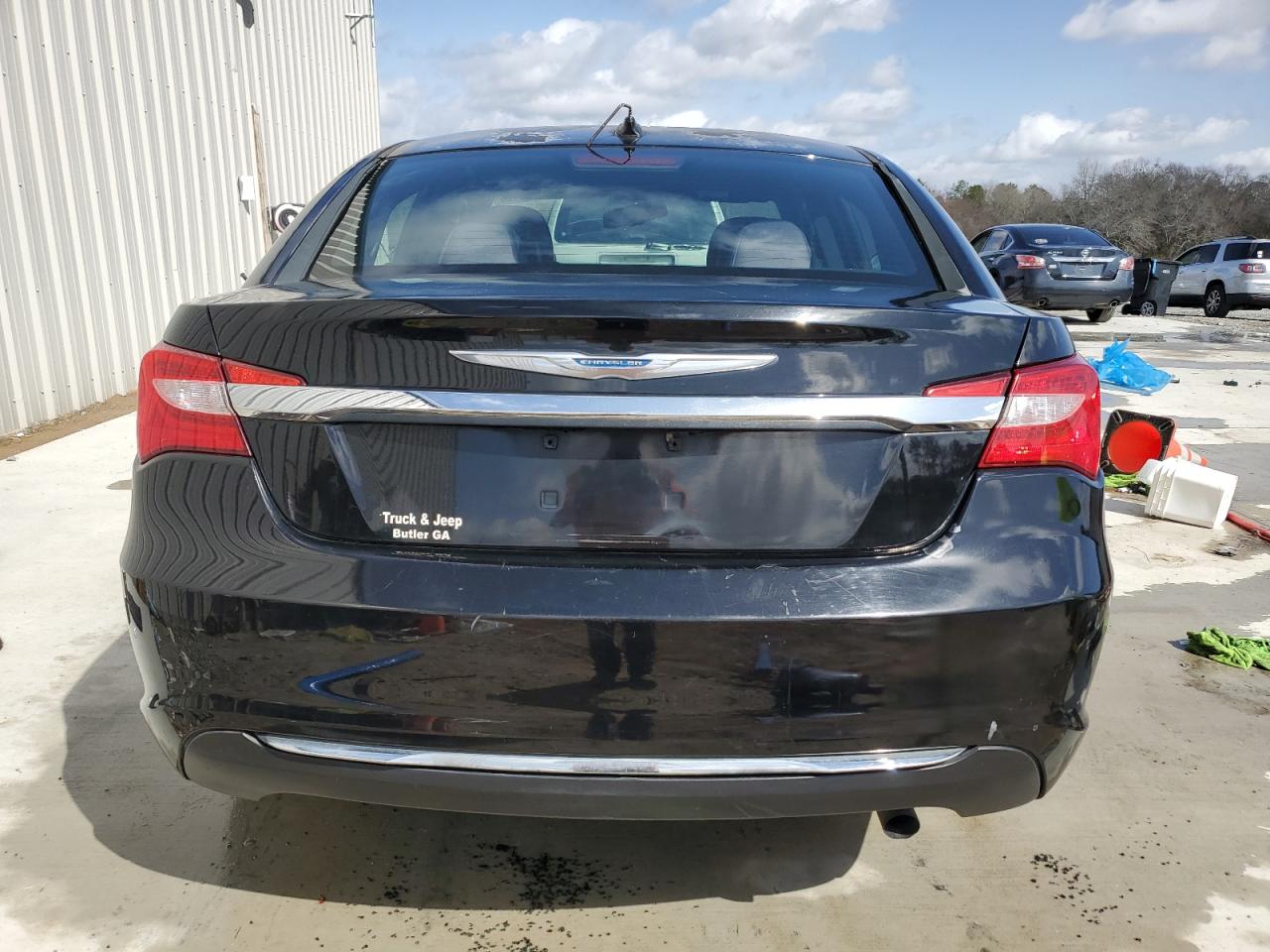2013 Chrysler 200 - Image 6