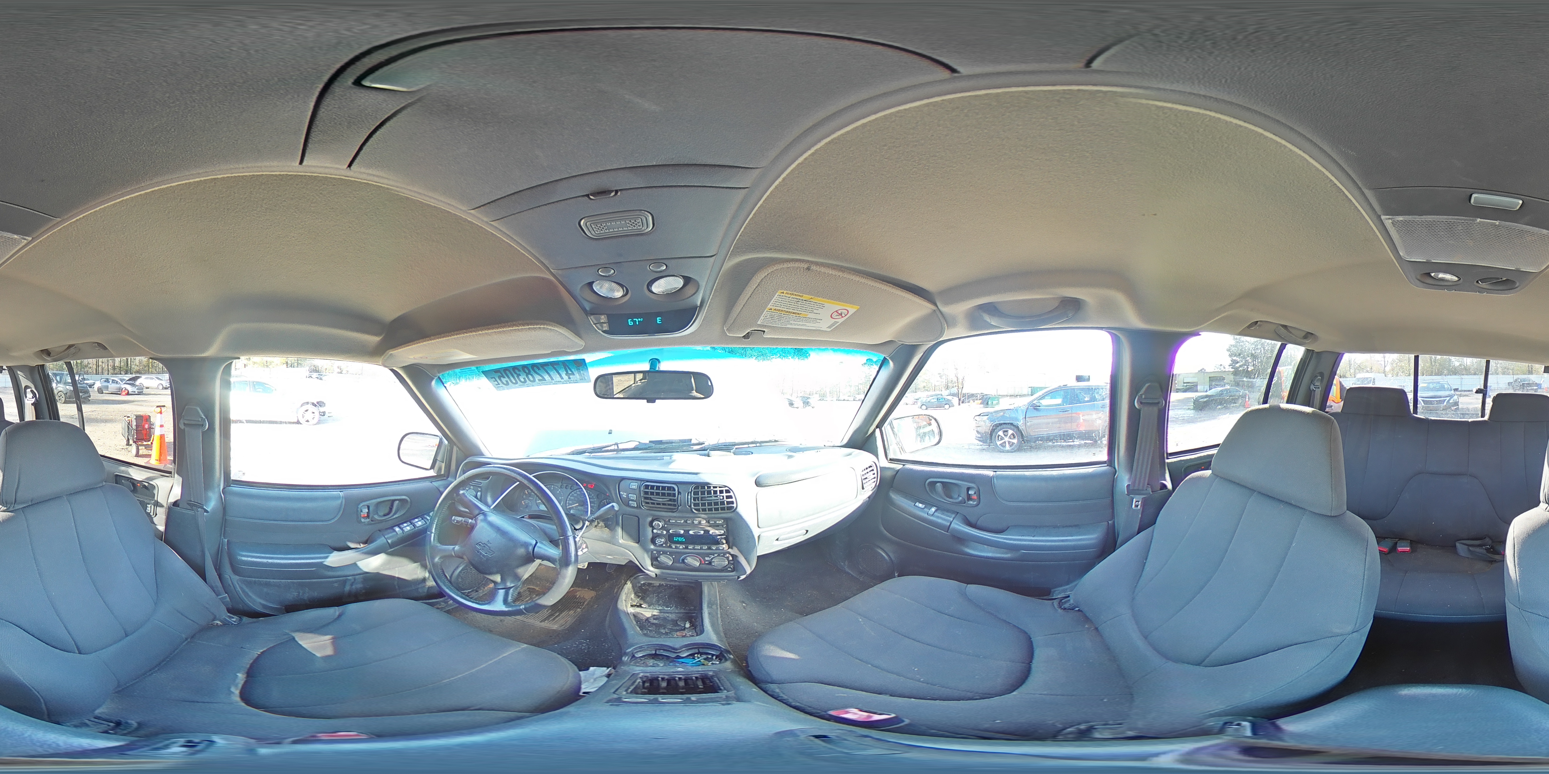 2003 Chevrolet S-10 Pickup - Image 13