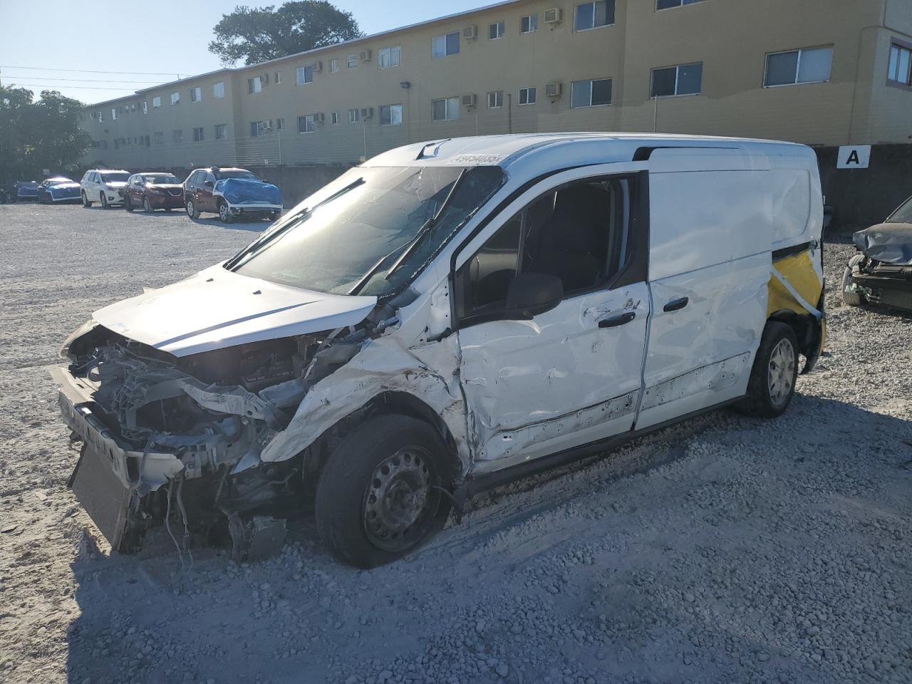 2014 Ford Transit Connect Xlt იყიდება Opa Locka-ში, FL - Front End