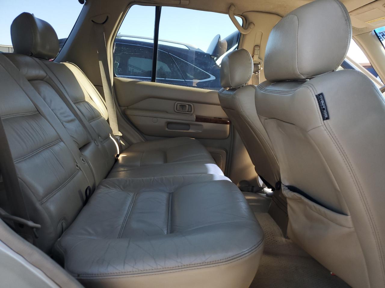 1999 Nissan Pathfinder - Image 11