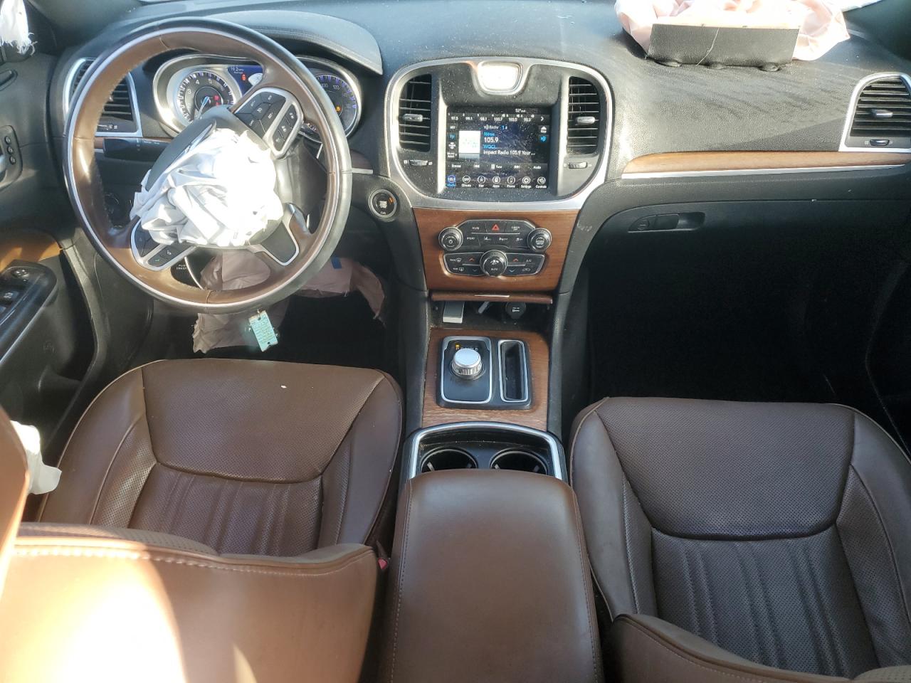 2018 Chrysler 300 - Image 8