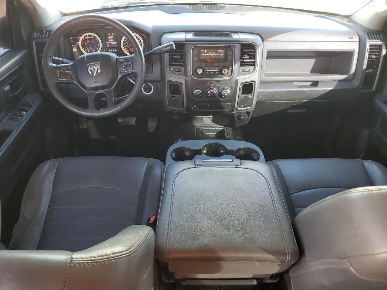 2018 Ram 2500 St VIN: 3C6UR5HJ8JG240077 Lot: 47812605