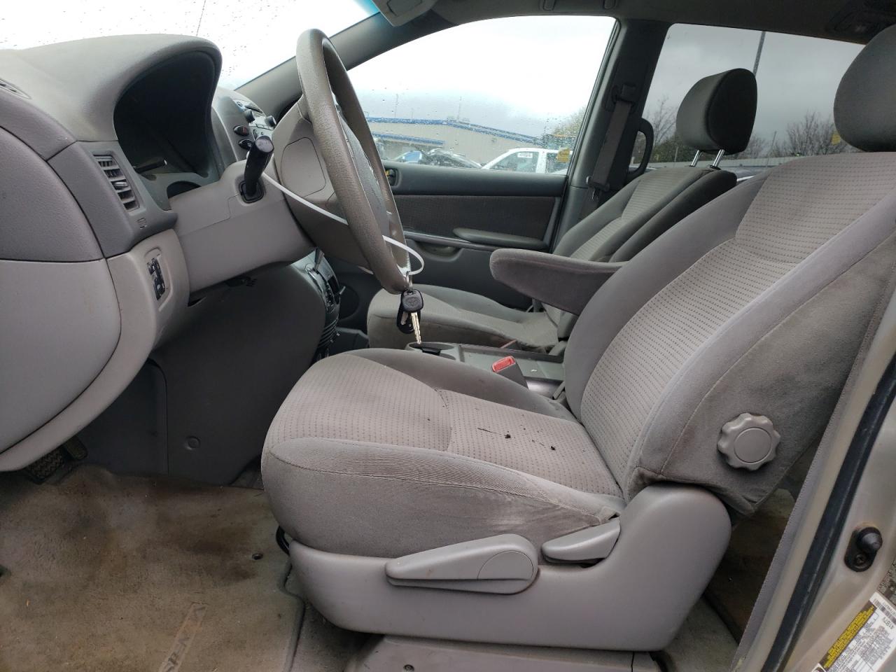 2006 Toyota Sienna - Image 7