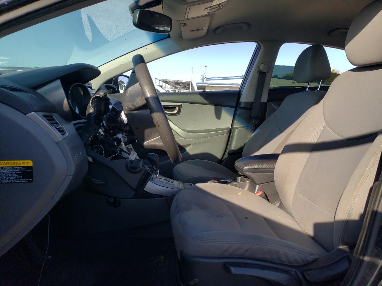 2013 Hyundai Elantra - Image 7