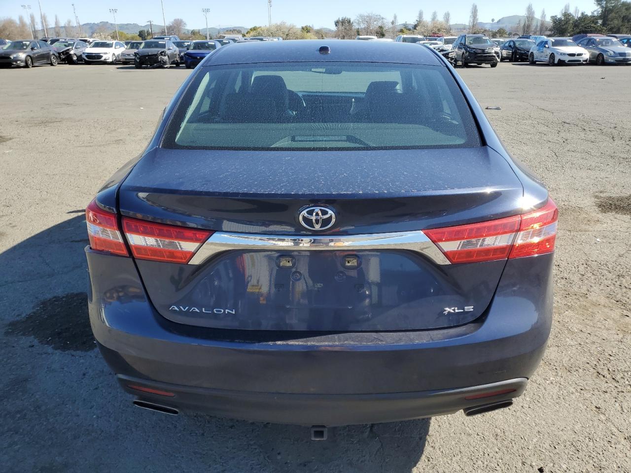 2015 Toyota Avalon - Image 6