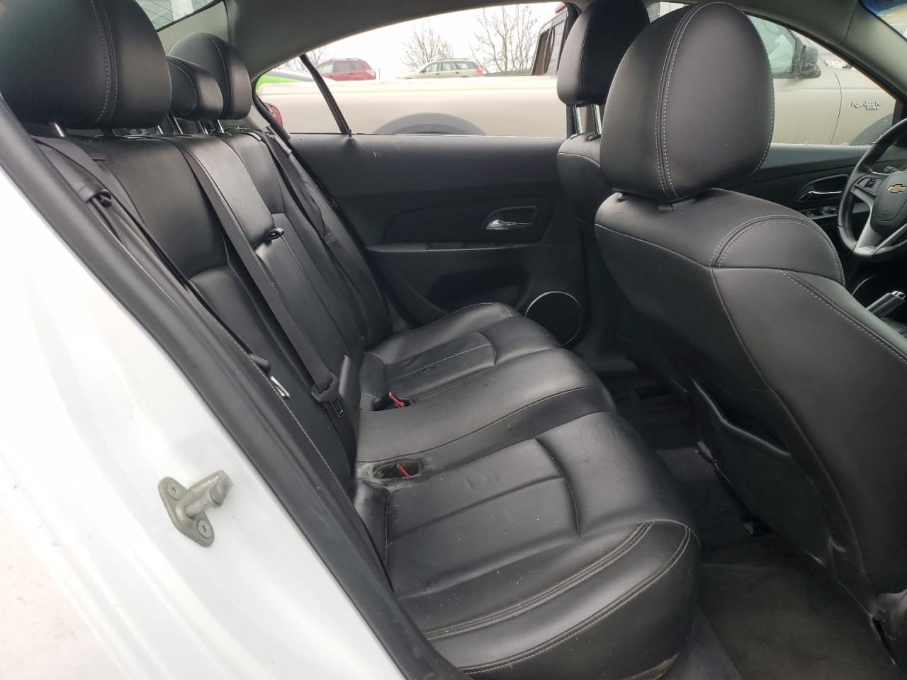 2011 Chevrolet Cruze - Image 10
