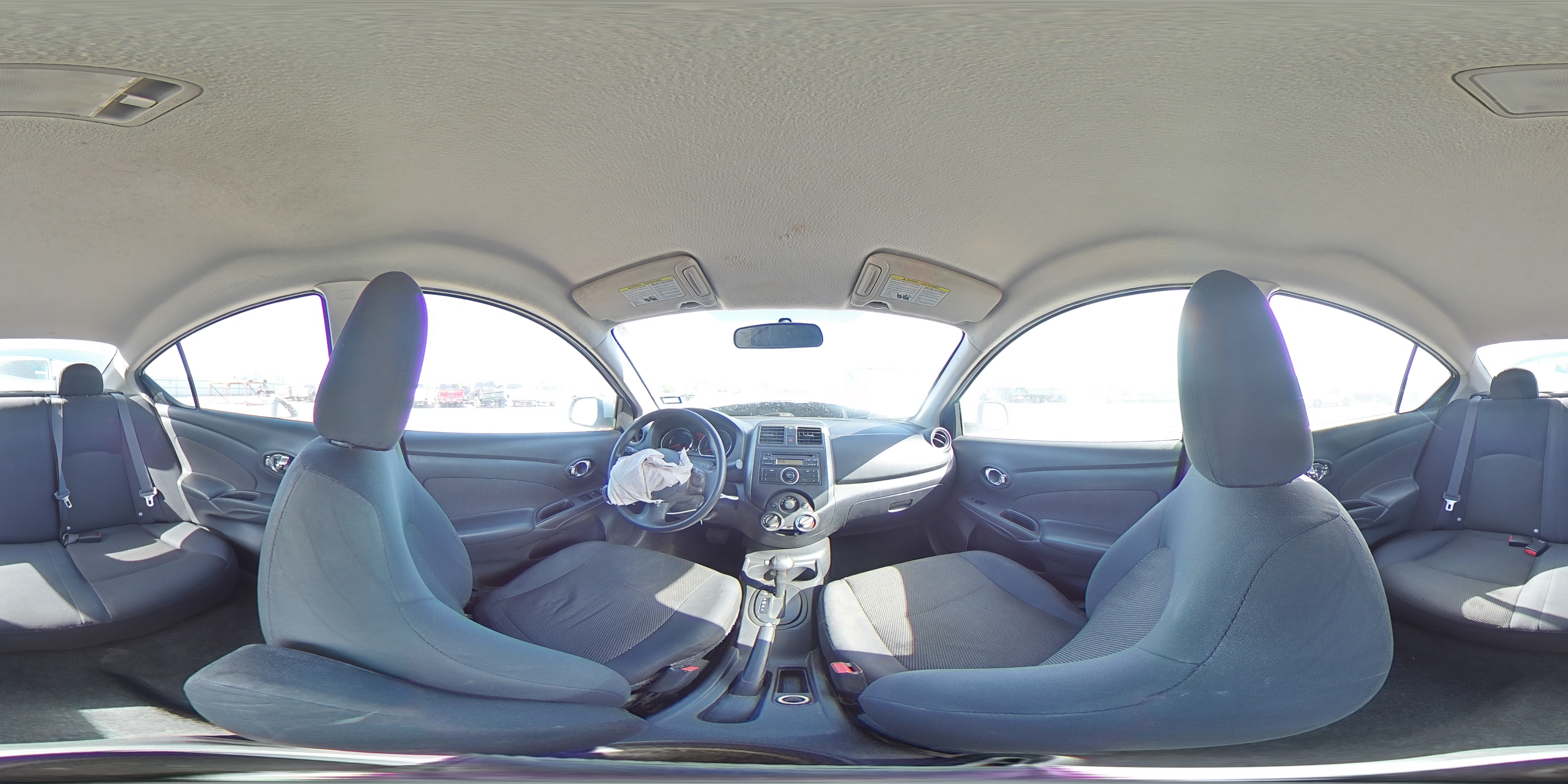 2013 Nissan Versa - Image 13