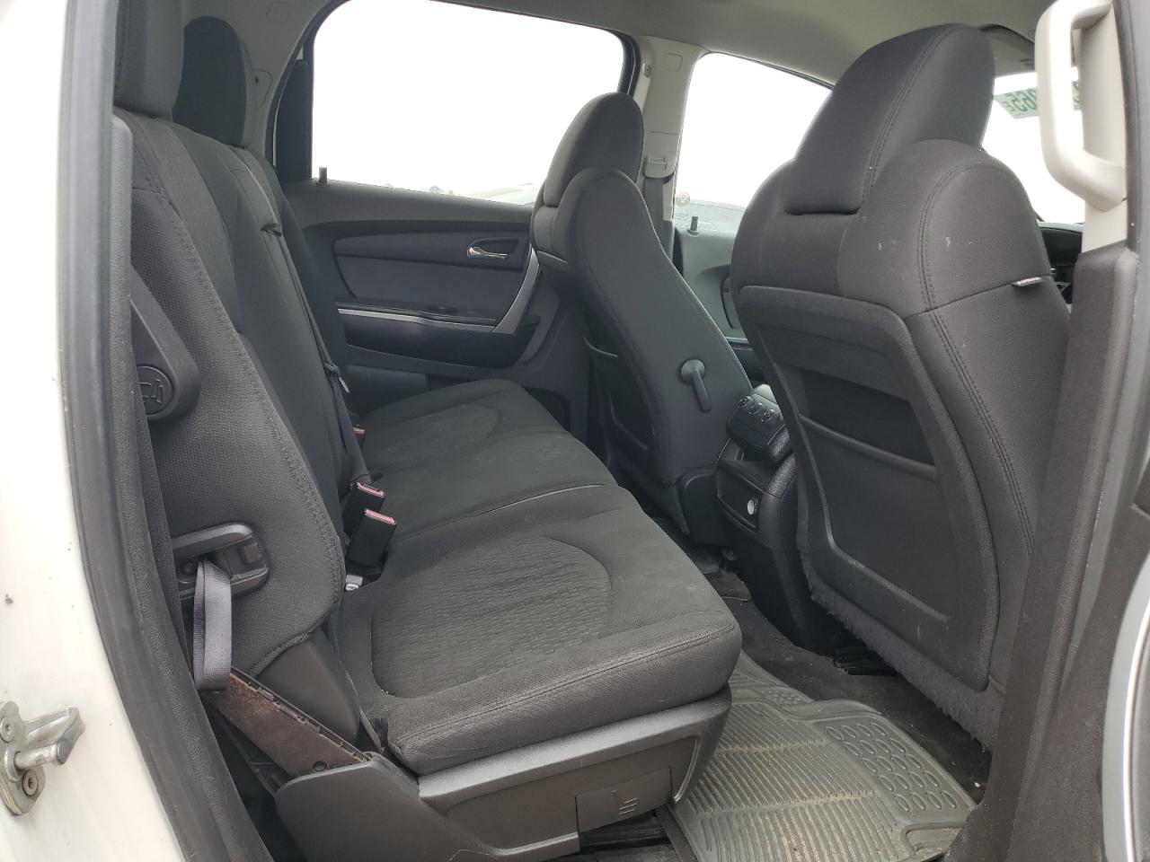 2011 GMC Acadia - Image 11