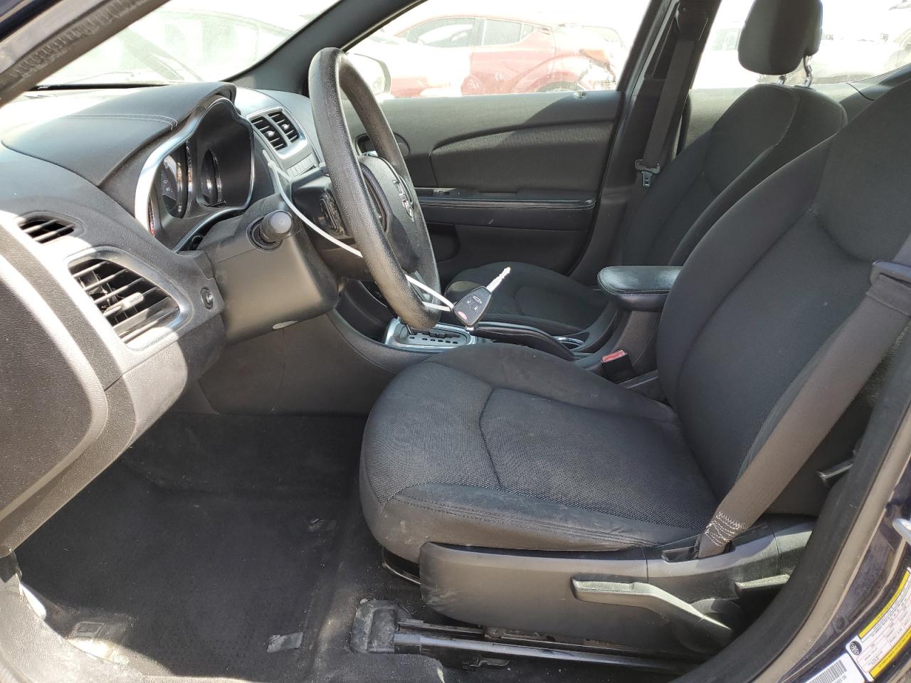 2013 Dodge Avenger - Image 7