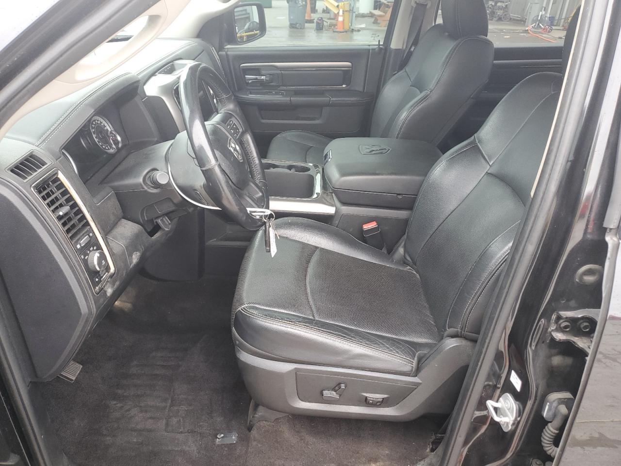 2017 RAM 1500 - Image 7