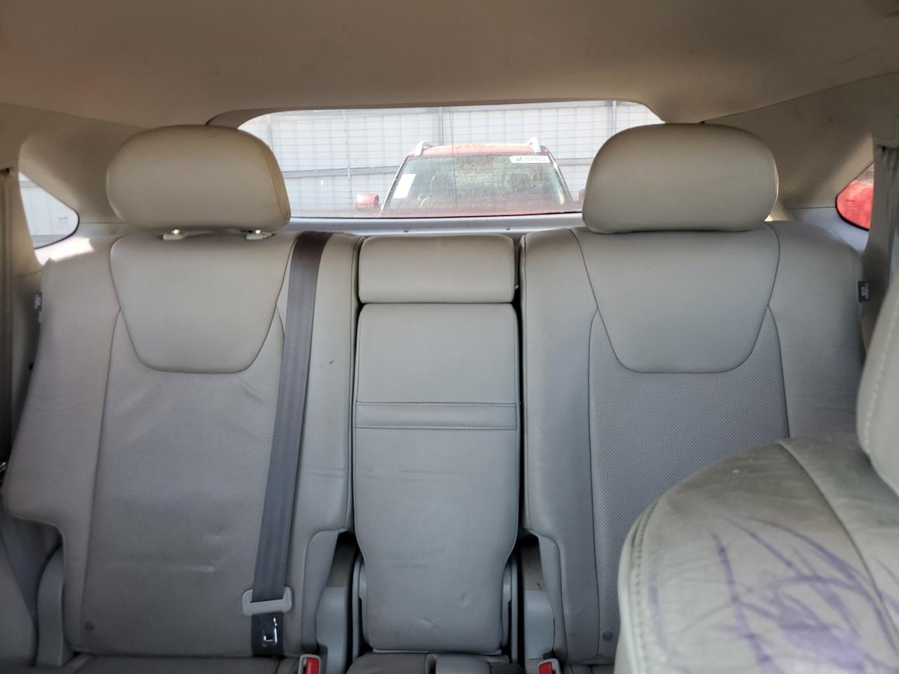 2011 Lexus RX - Image 10