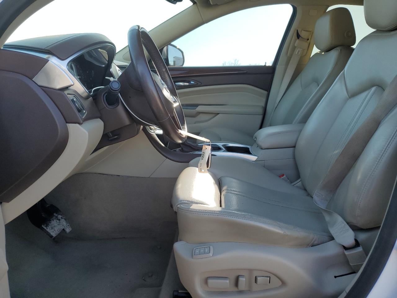 2015 Cadillac SRX - Image 7