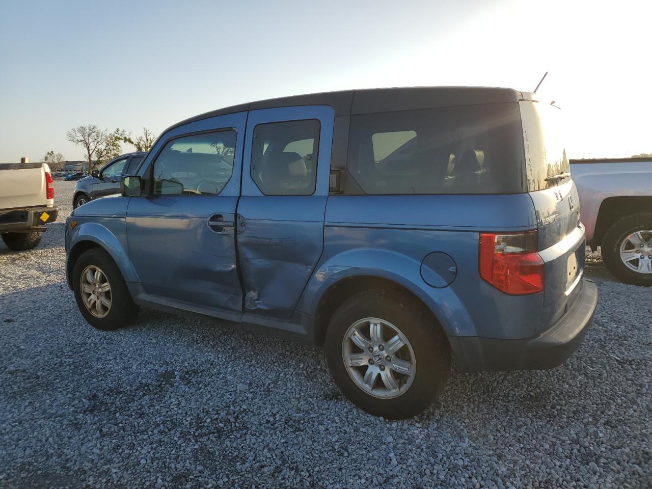 2006 Honda Element - Image 2