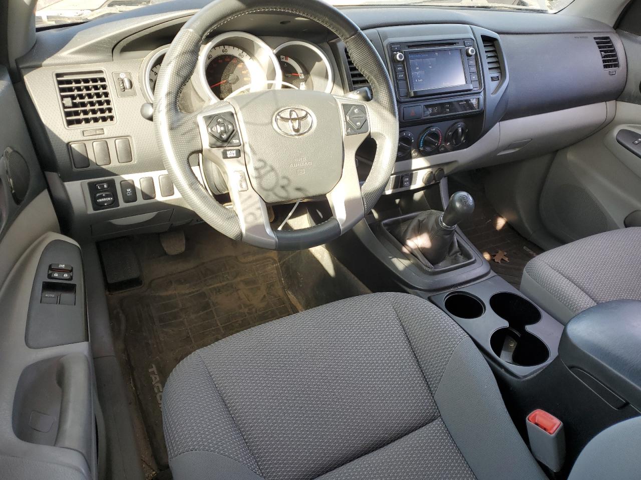 2014 Toyota Tacoma - Image 8