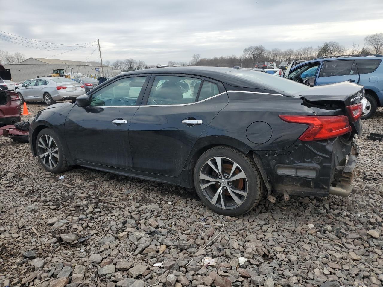 2017 Nissan Maxima - Image 2
