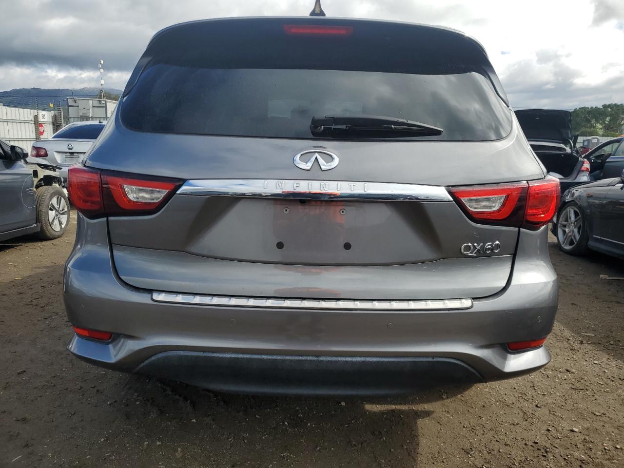 2017 Infiniti QX60 - Image 6