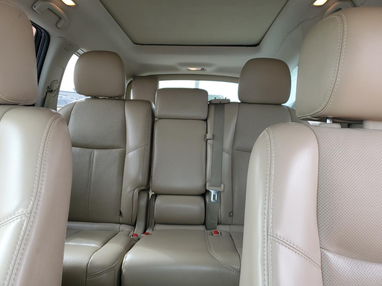 2014 Nissan Pathfinder - Image 10