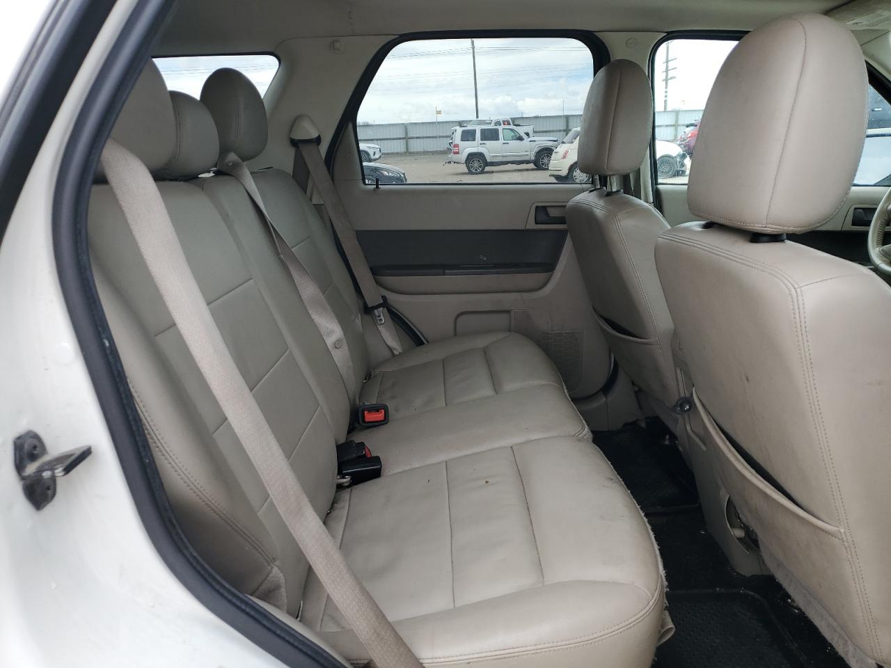 2012 Ford Escape - Image 11