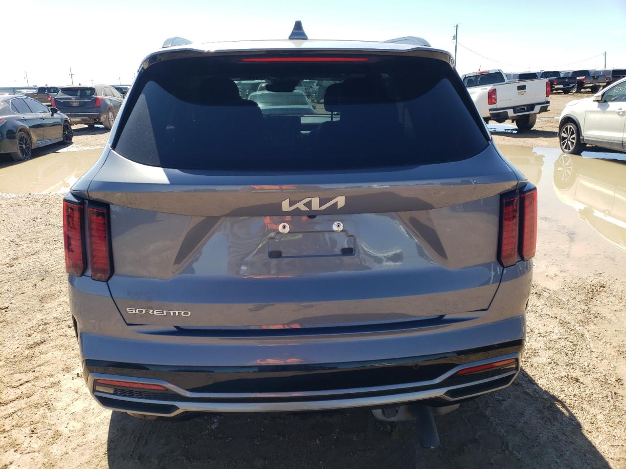 2023 Kia Sorento - Image 6