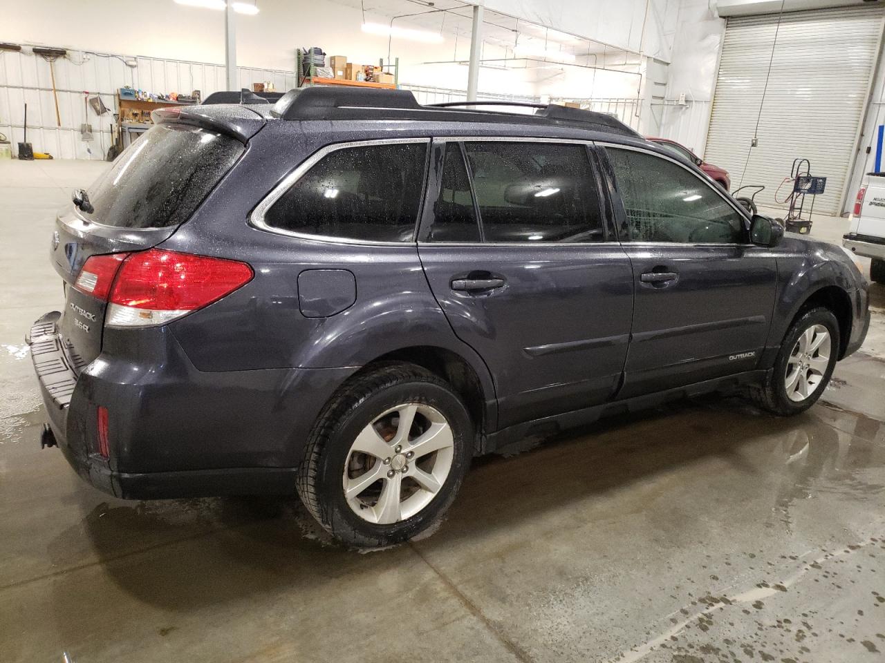 2013 Subaru Outback - Image 3