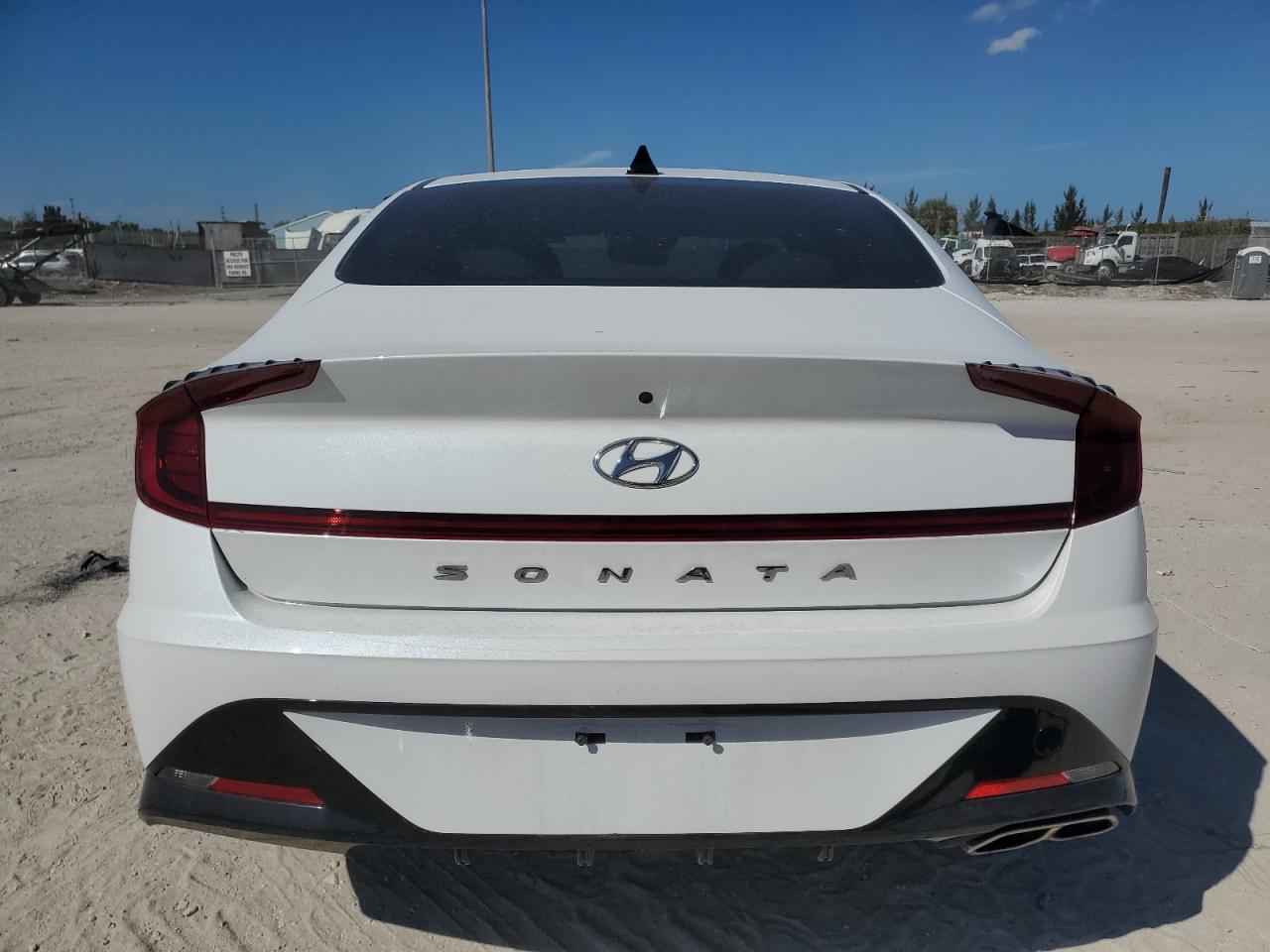 2022 Hyundai Sonata - Image 6