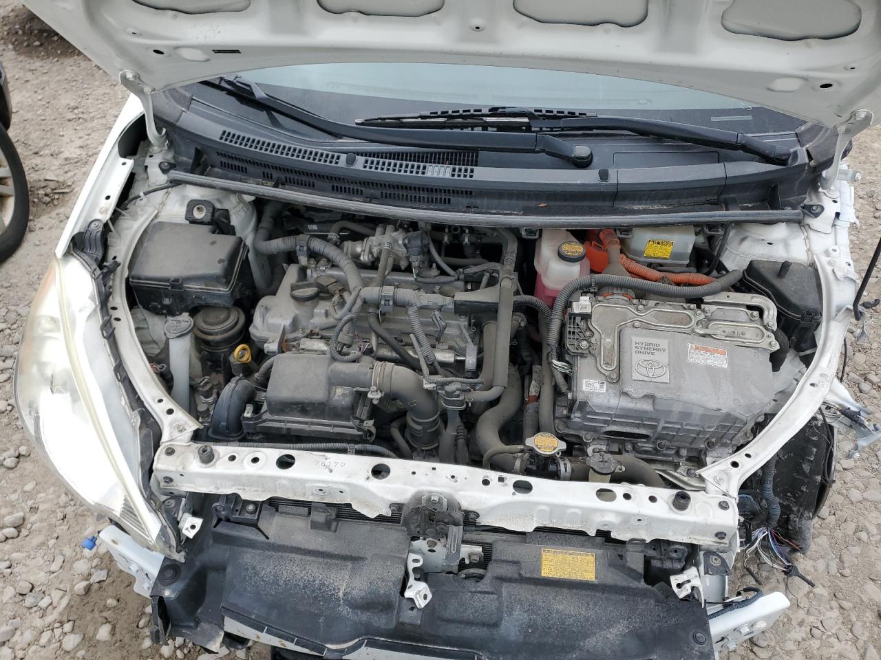 2014 Toyota Prius - Image 11