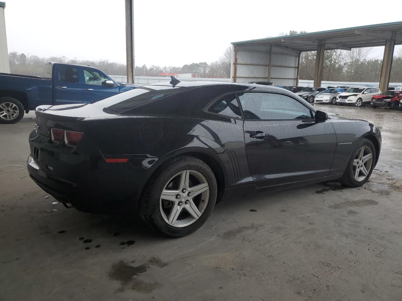 2013 Chevrolet Camaro - Image 3