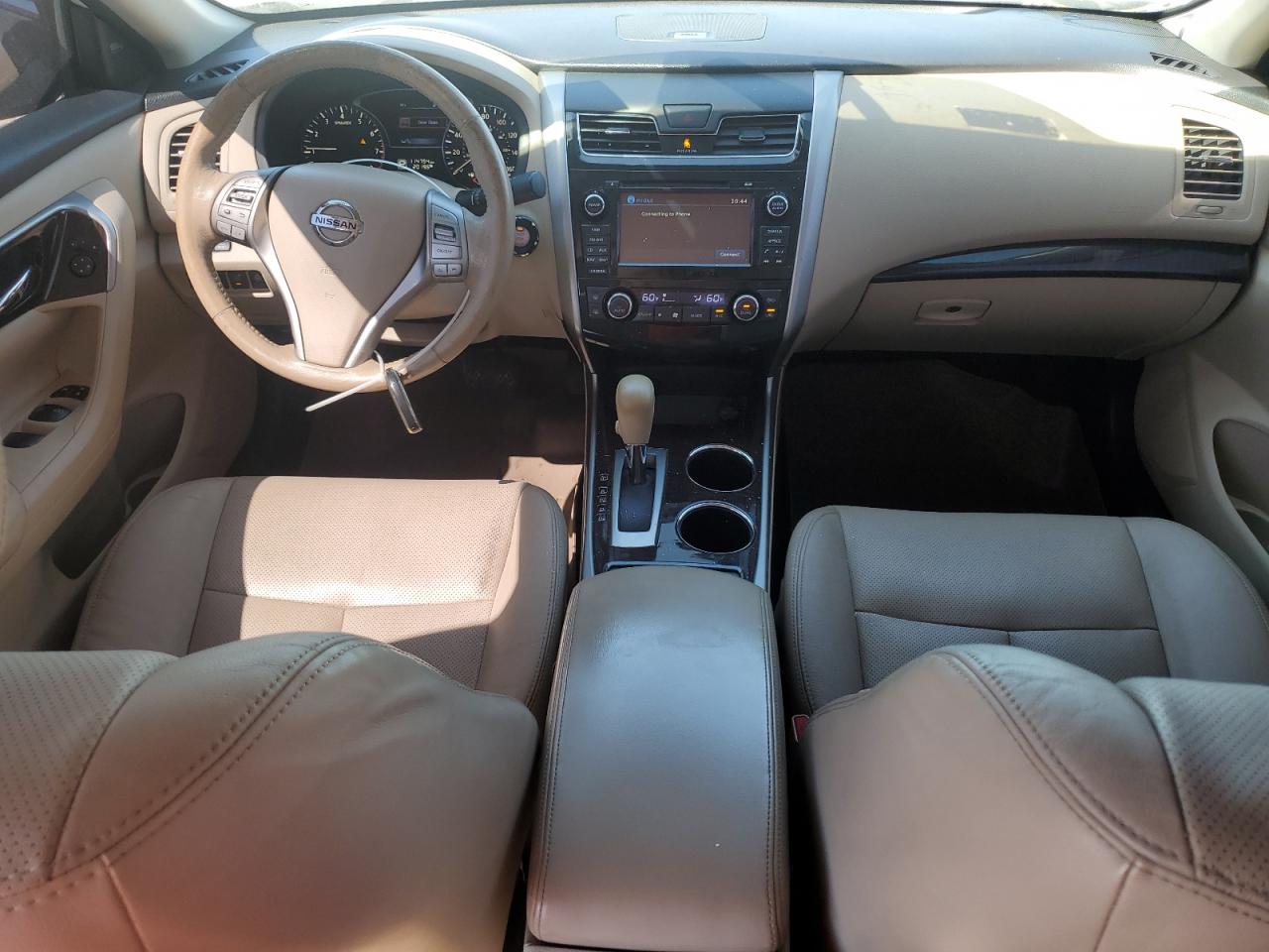 2015 Nissan Altima - Image 8
