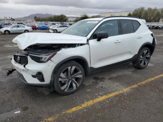 2024 Volvo Xc40 Plus