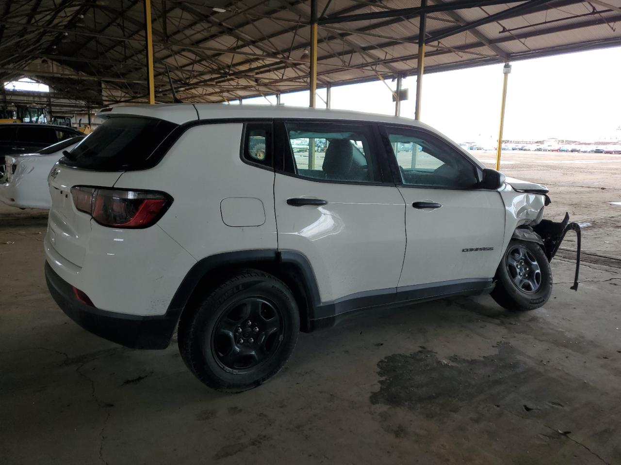 2018 Jeep Compass - Image 3