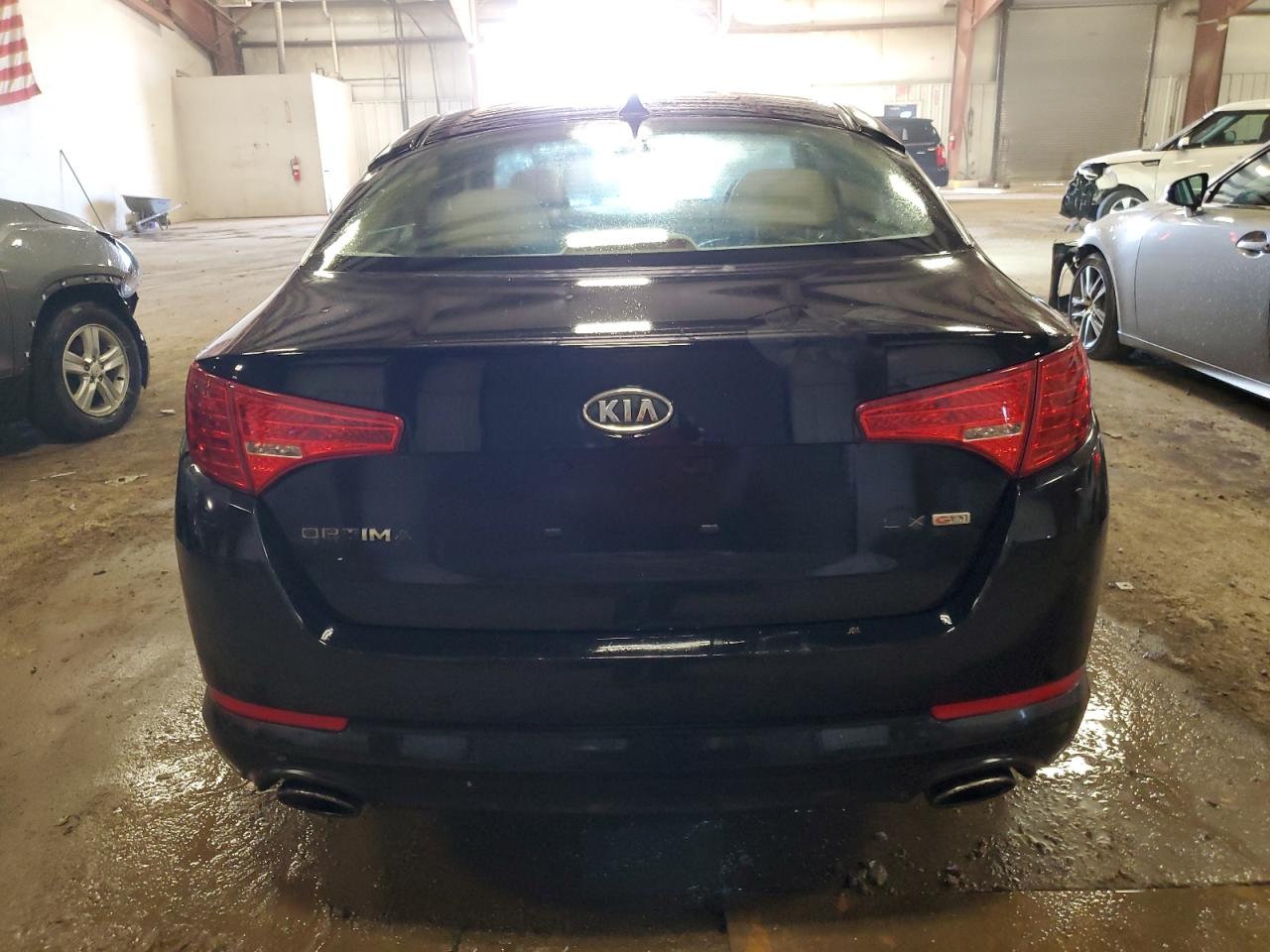 2011 Kia Optima - Image 6