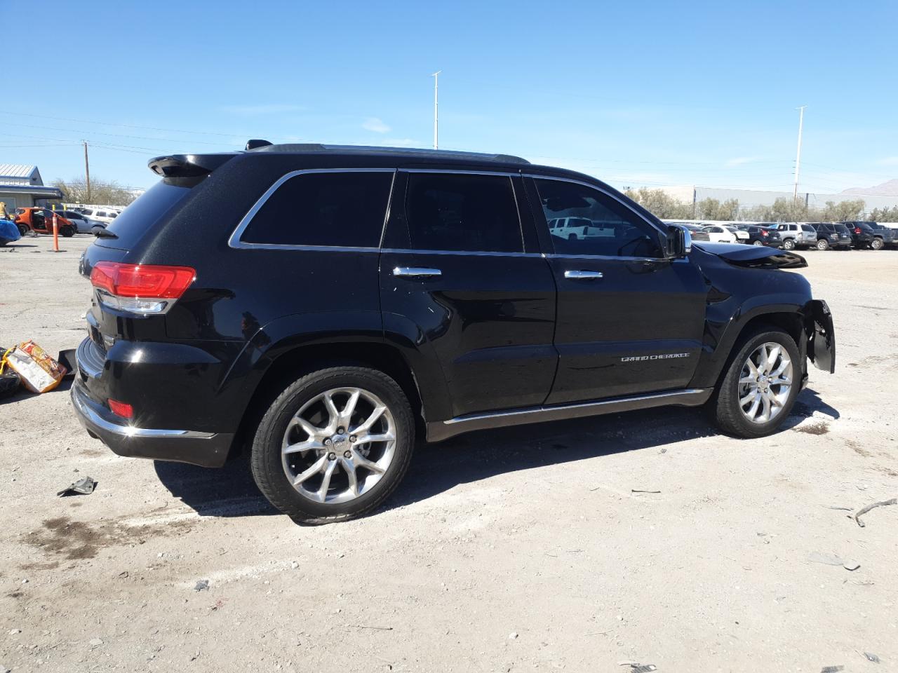2016 Jeep Grand Cherokee - Image 3