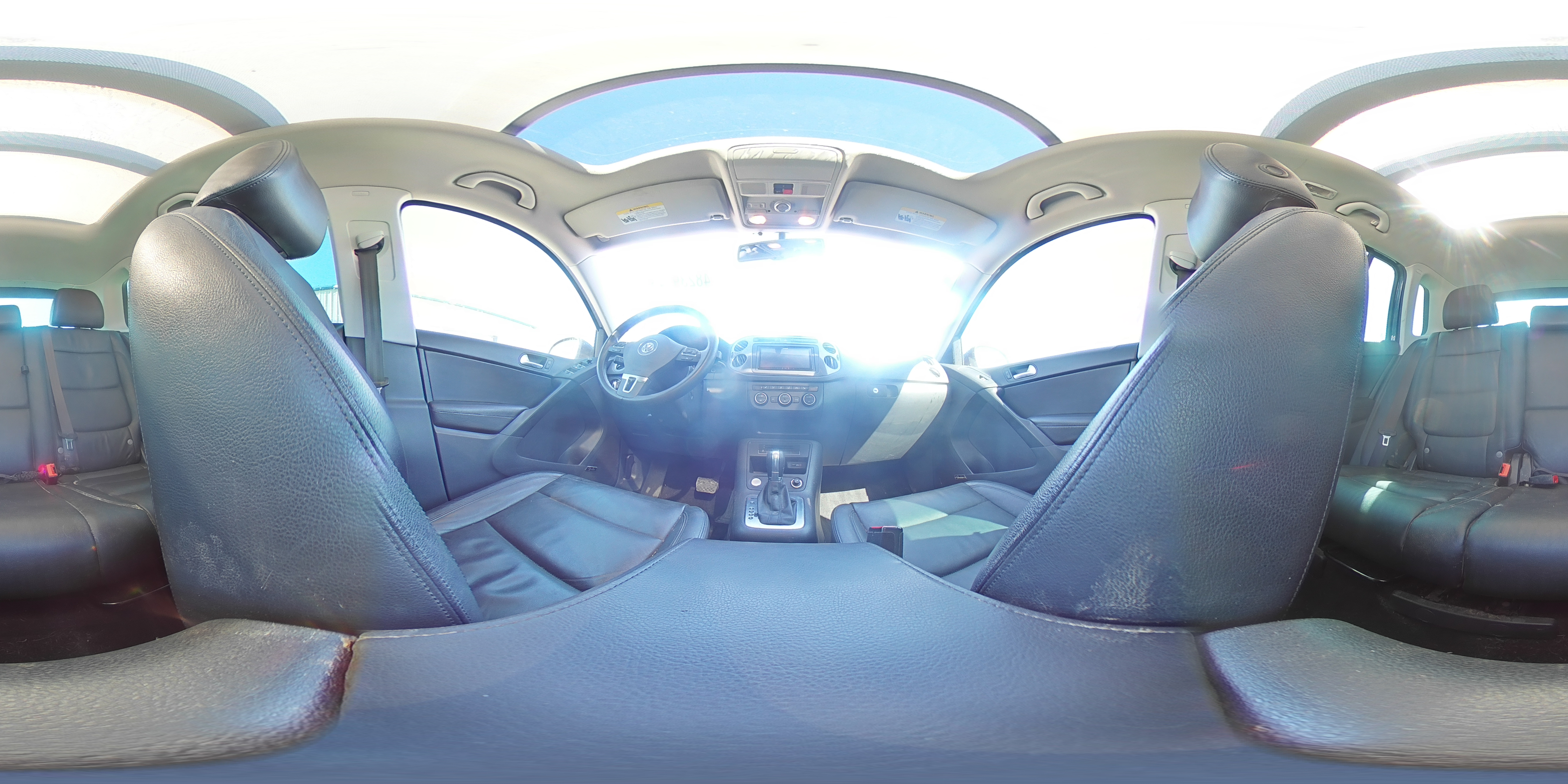 2016 Volkswagen Tiguan - Image 15