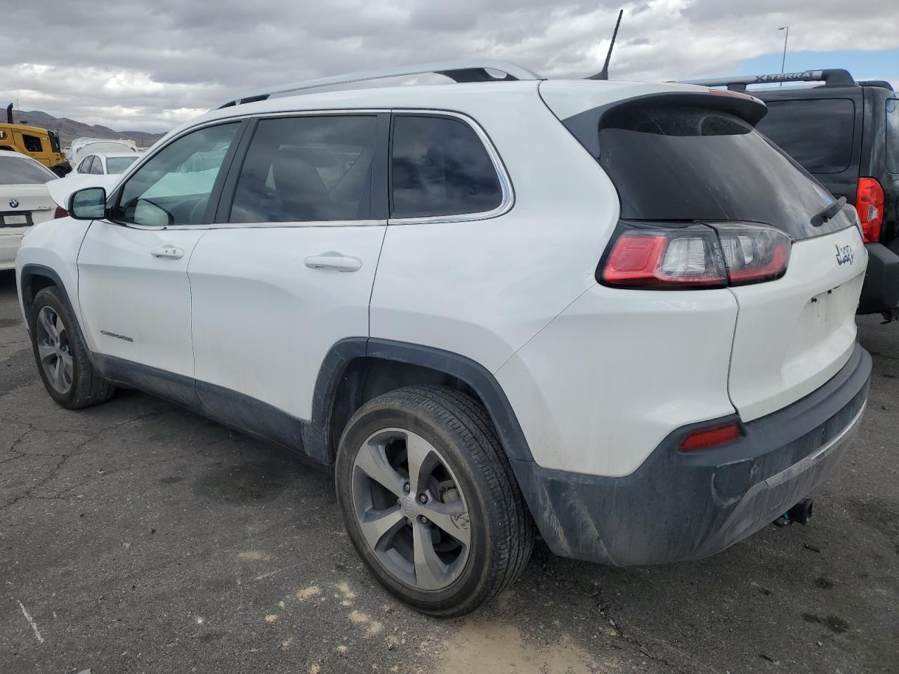 2020 Jeep Grand Cherokee - Image 2