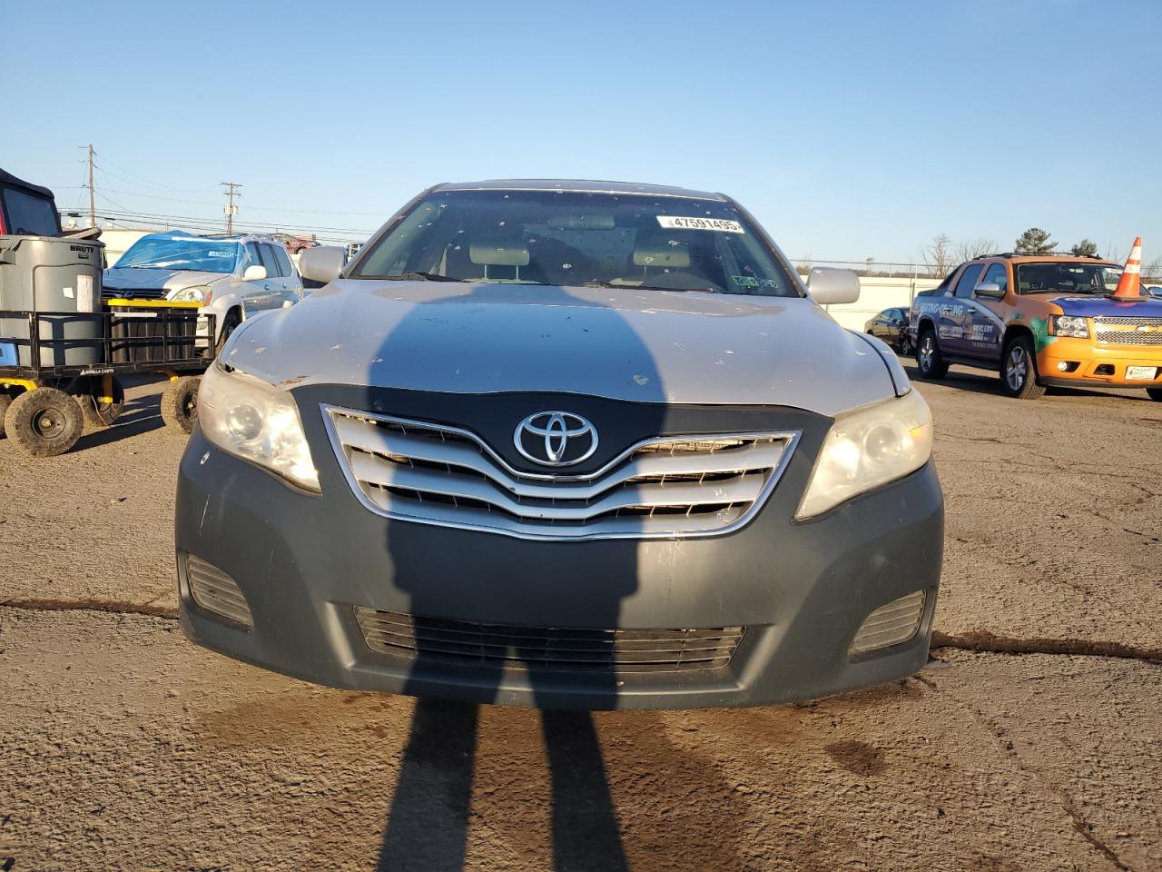 2010 Toyota Camry - Image 5