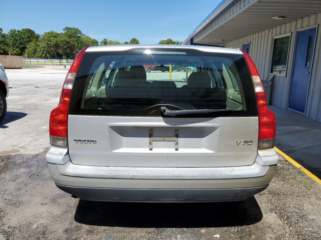 2003 Volvo V70 VIN: YV1SW61T932320682 Lot: 50212255