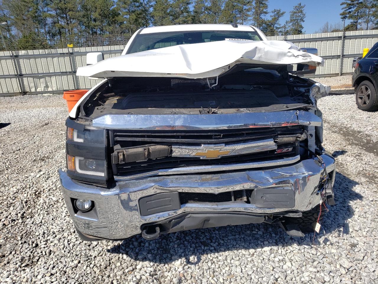 2016 Chevrolet Silverado - Image 5