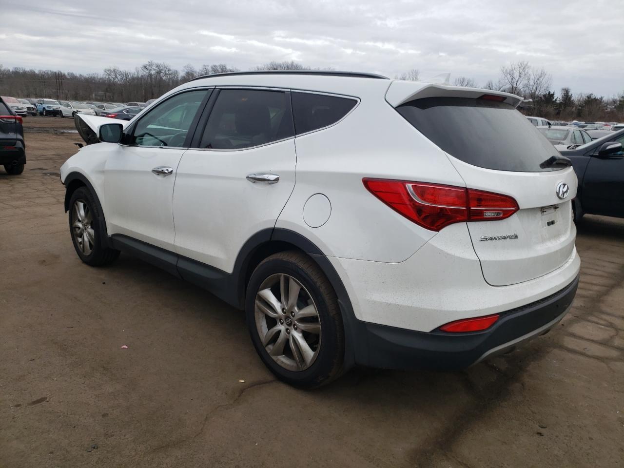 2014 Hyundai Santa Fe - Image 2