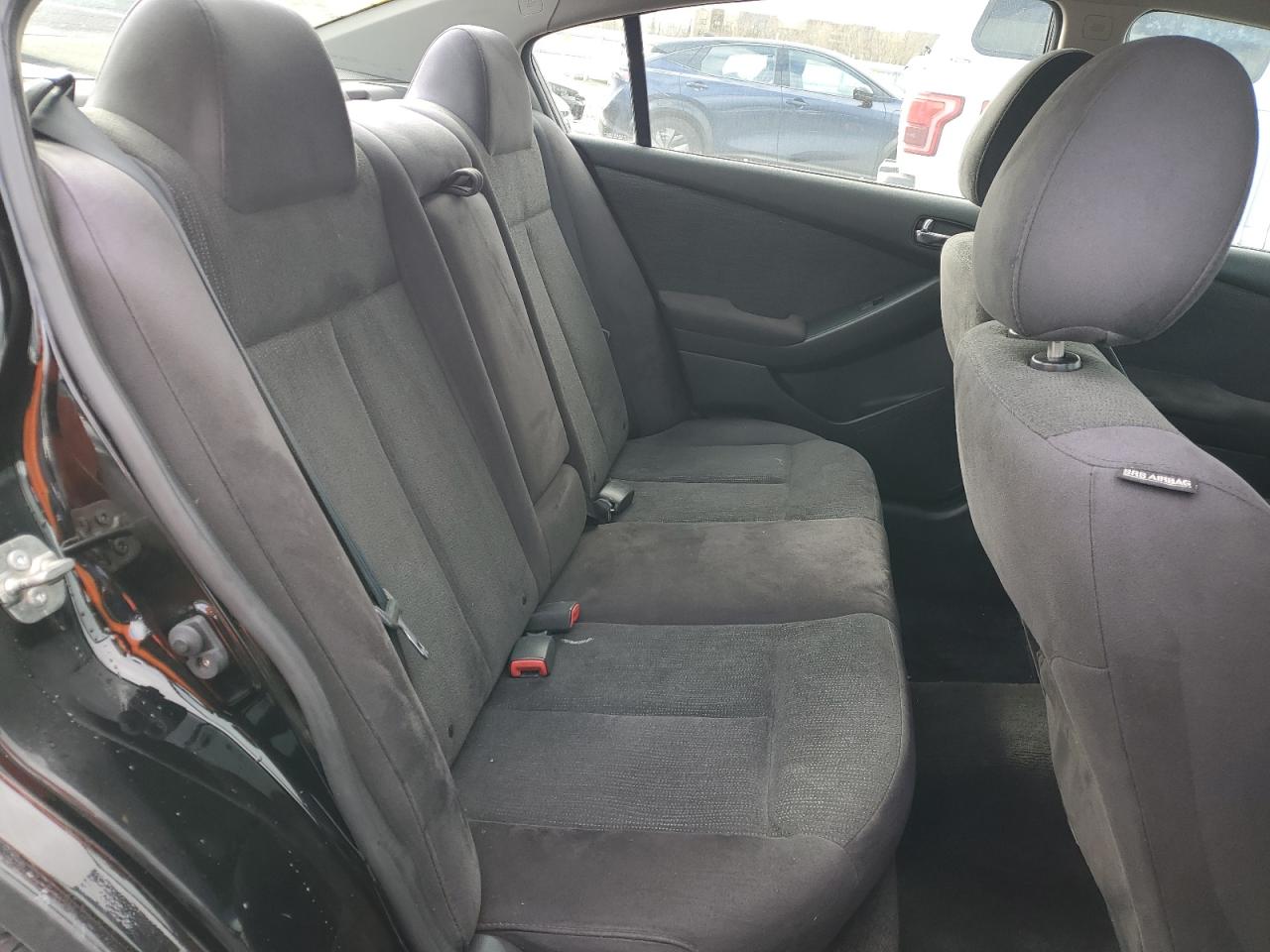 2012 Nissan Altima - Image 10
