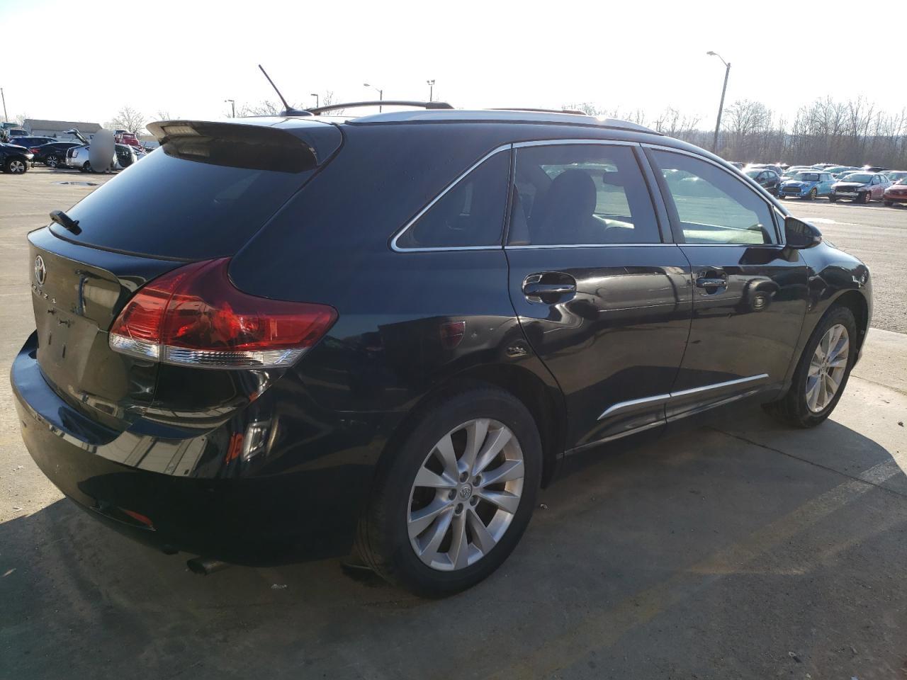 2014 Toyota Venza - Image 3