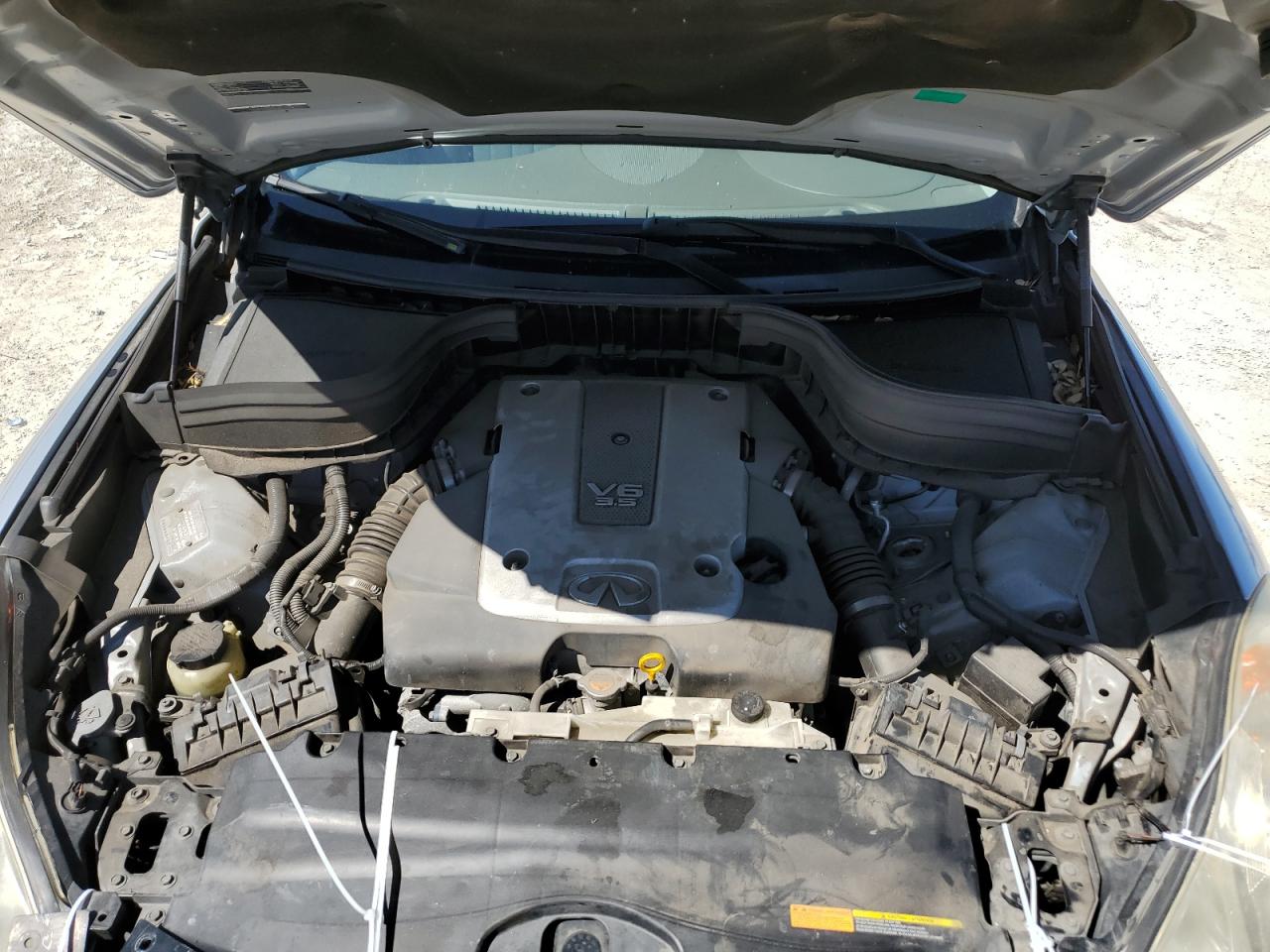 2010 Infiniti EX - Image 12