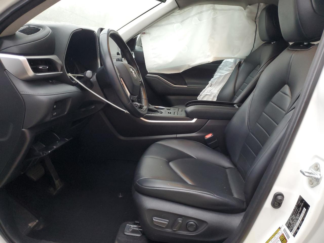 2021 Toyota Highlander - Image 7