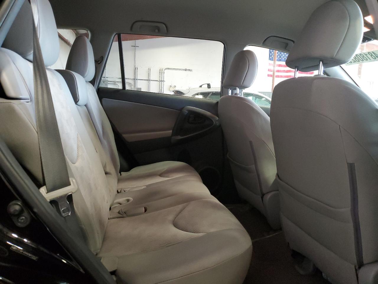 2012 Toyota RAV 4 - Image 11