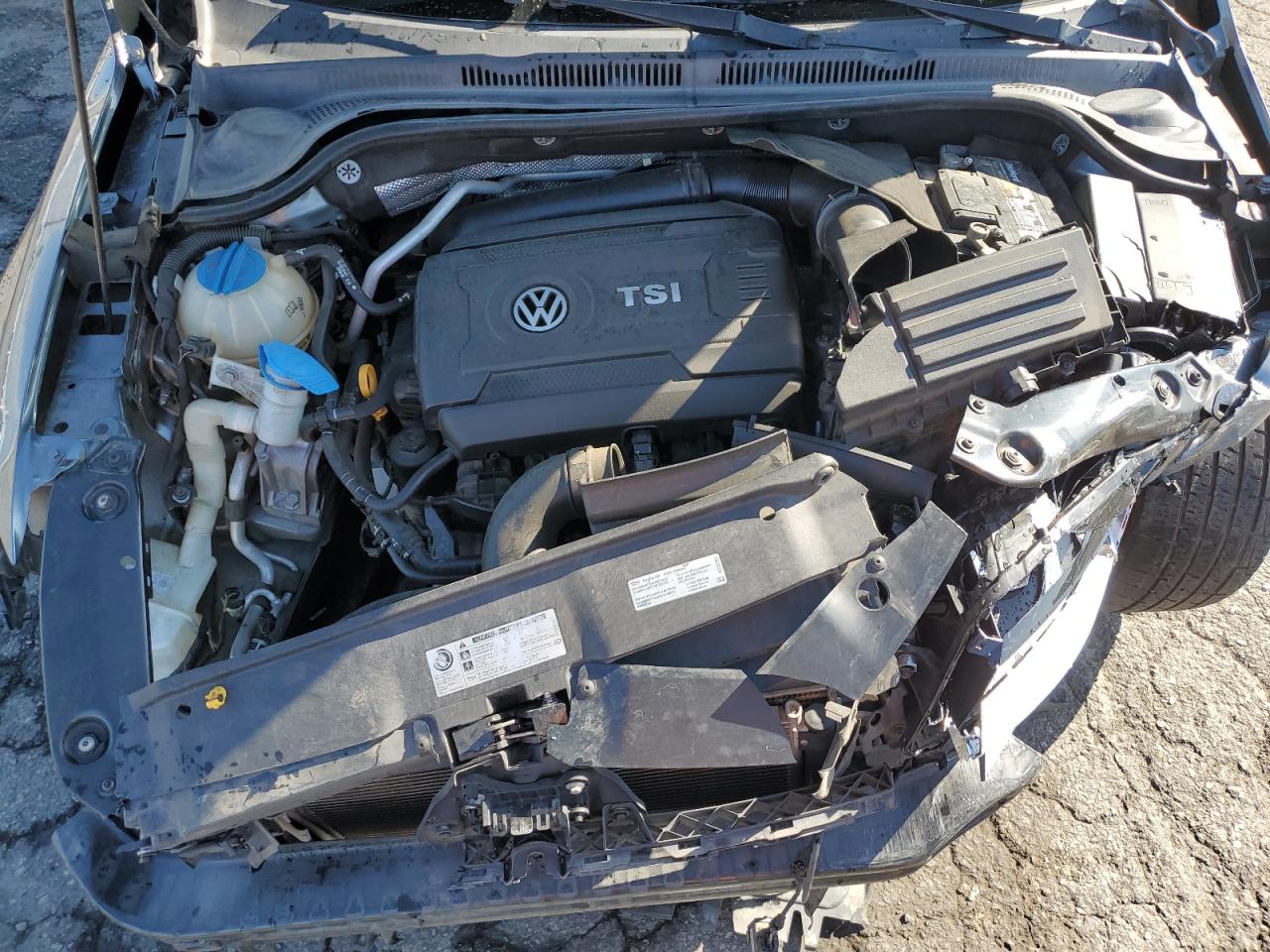 2017 Volkswagen Jetta - Image 12