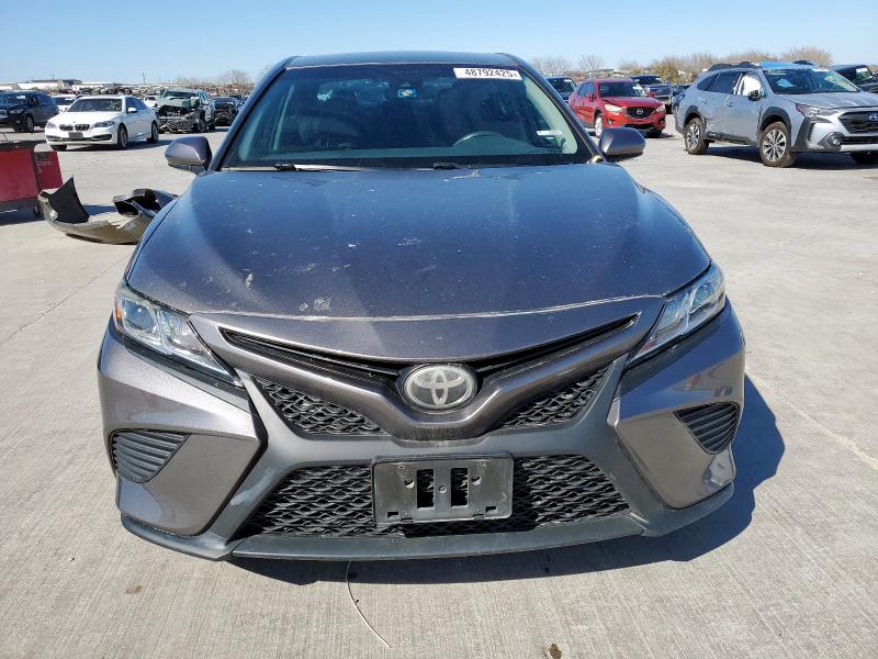  TOYOTA CAMRY 2018 Szary